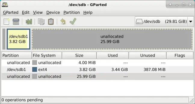 GParted screenshot with shrunk partition