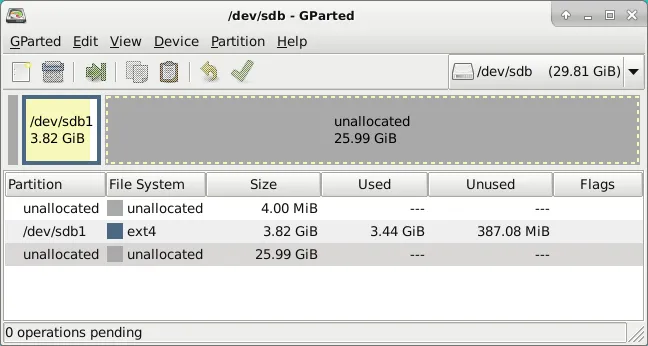 GParted screenshot with shrunk partition