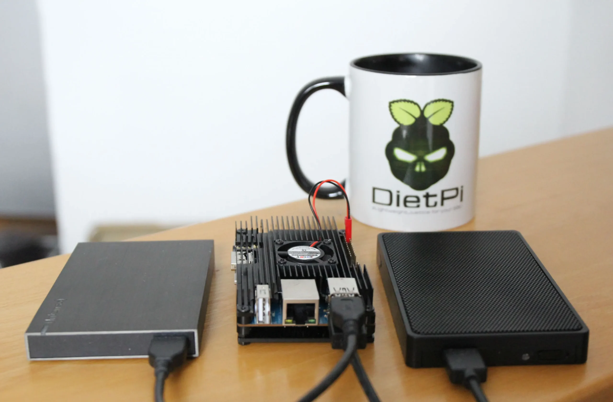 Merging disks to a large logical volume in DietPi